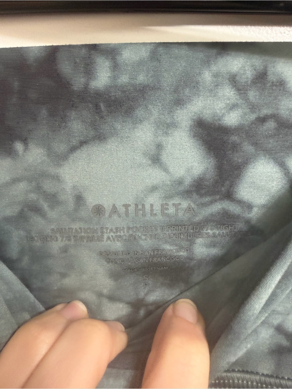 Athleta Powervita Salutation Stash Pocket II Leggings S Grey Cloud Tie Dye 7/8 - Picture 7 of 8